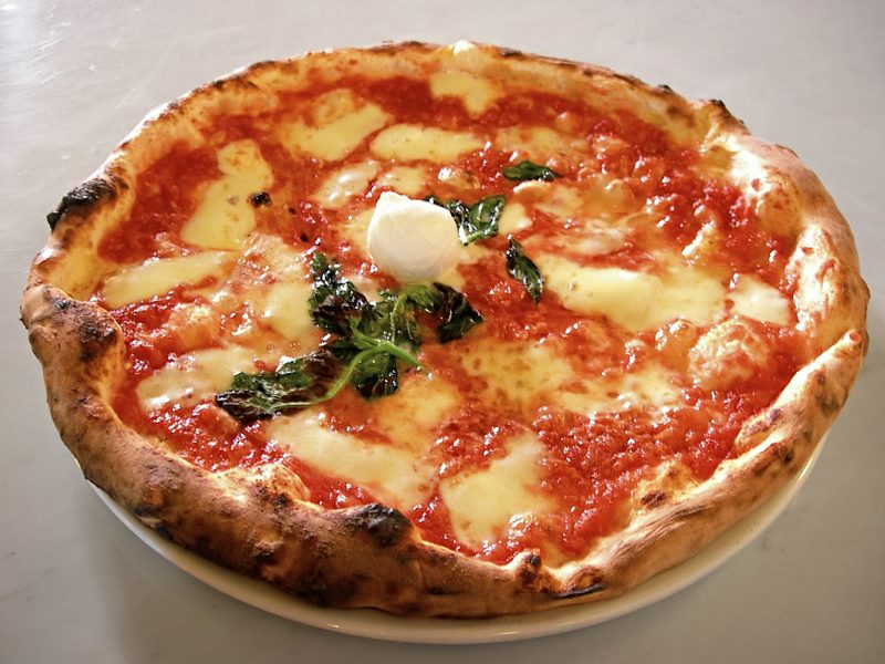 pizza_margherita.jpg